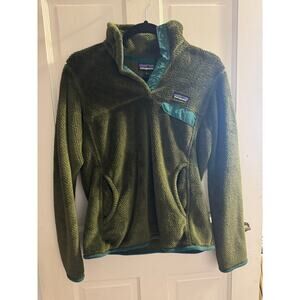 Patagonia medium fuzzy pullover